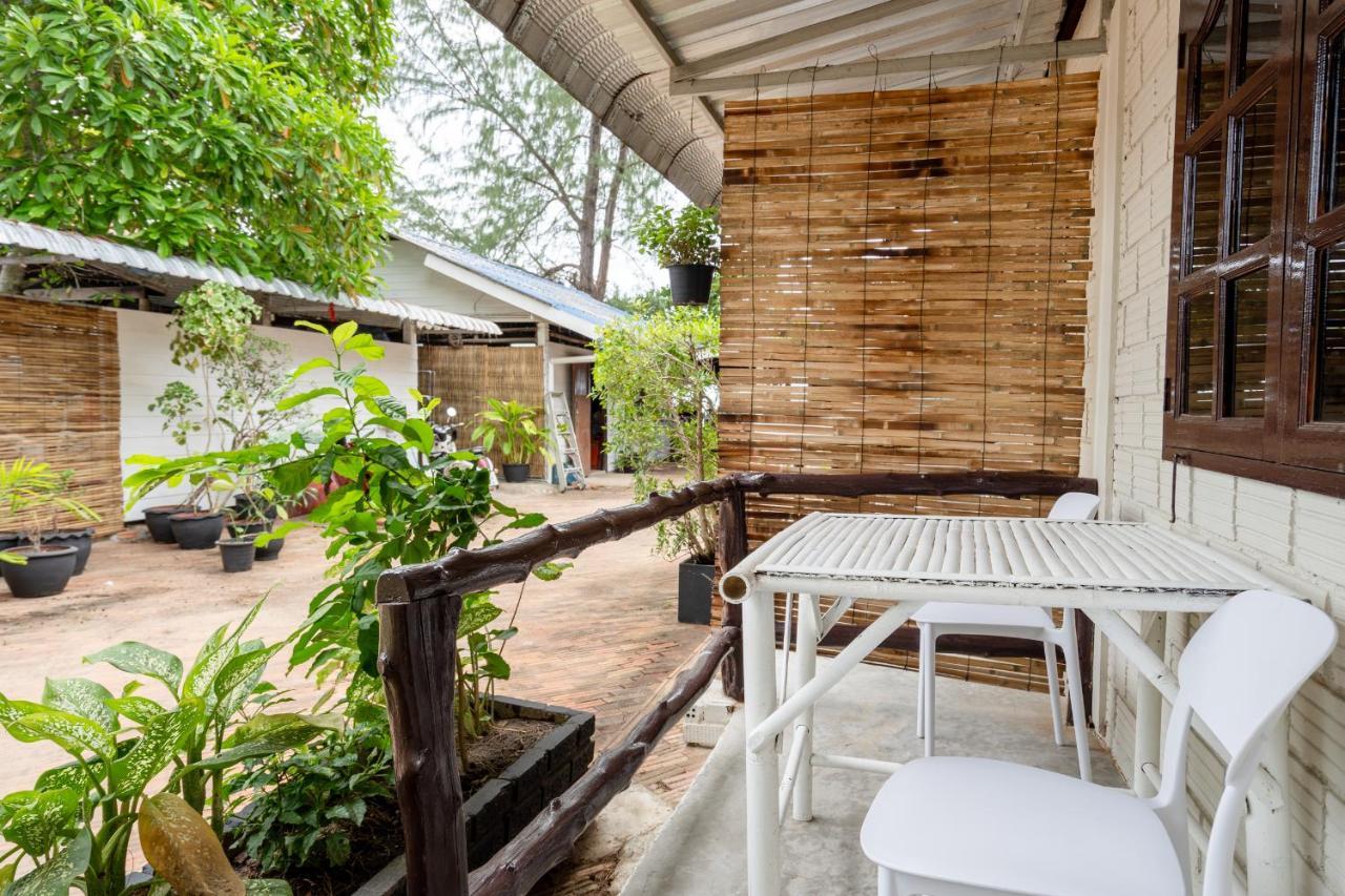 Breeze Bungalows Ko Lanta Exterior foto